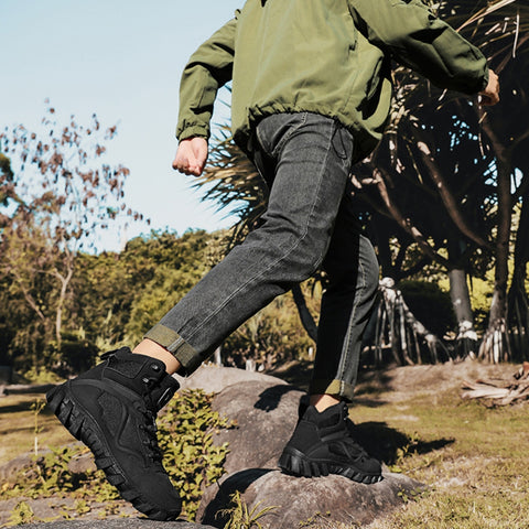 Men's Canvas Outdoor Climbing Non-Slip Wear-Resistant Boots